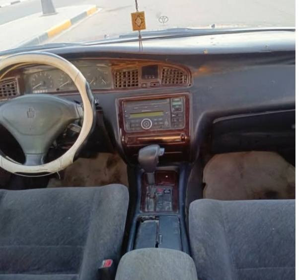 سياره بطه مديل 93 مكفوله من الكص والنقل والظربه مكينه وكير2500خير من الله رقم بصره تحويل صاحبه رايد تخم تاير حداديه تعبانه سنويه 2027 مكان سياره بصره المعقل سعر 38 رقم واتساب ***********
