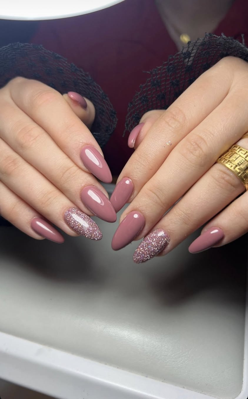 عرووووووض العيد بـــنات استغلووووووها
❤️‍🔥❤️‍🔥❤️‍🔥 
جل أكستيشن + جلش + دزاين 25
سترونك+ جلش+ دزاين 20
جلش + دزاين 15
أضافة فول دزاين 5
جلش قدم 15+ دزاين20

العنوان بابل الأسكندرية مجمع حطين السكني شارع الأطفاء ❤️‍🔥


**إذا كنت صاحب هذا الإعلان وتريد حذفه لأي سبب، رجاءا أرسل رسالة إلى الدعم الفني**