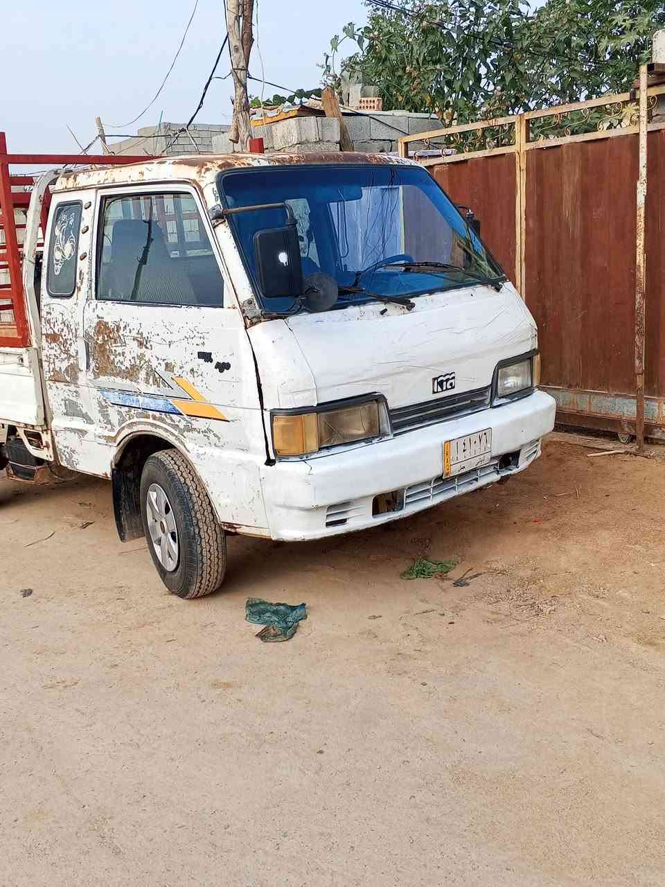 سلام عليكم كيا بنكو موديل 93رقم ديالى الماني لل29 سيارةبسمنة  شرط تحويل 
شاصي ورقم الشاصي مكفول كير واكسل ومحرك كلة جديد مشط بور نضاف مكان بعقوبة سيارة بلادية مابيهة قطرة صبغ وضربة سعر 40 وبيهة  مجال***********
