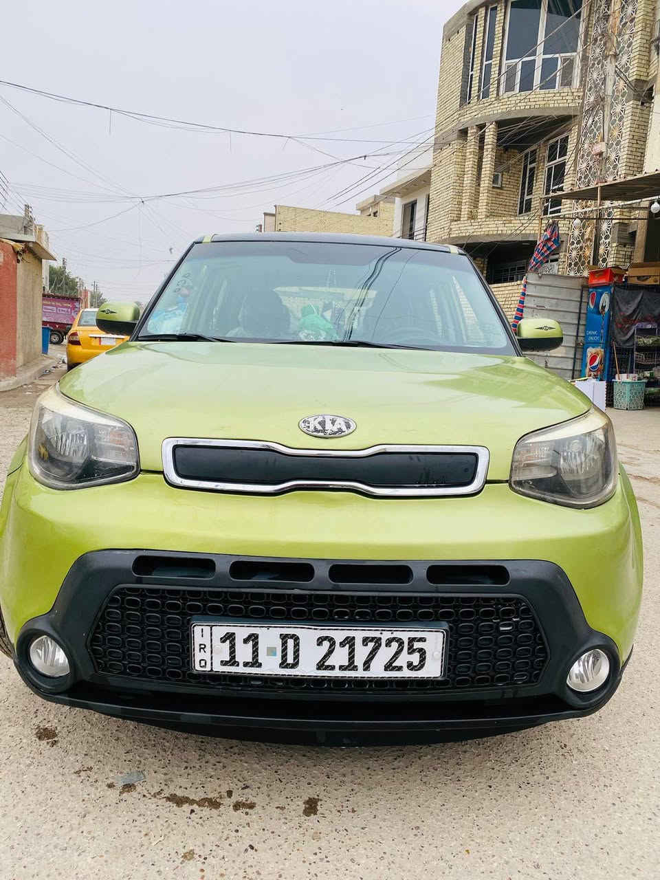 السلام عليكم كيا صول موديل 14وارد امريكي حادث بس بنيد صبغ بدون اي دواخل شاصي لغد كفالة السياره وضع شركة والسونار مرفوق بالمنشور رقم بغداد الدولي الجديد السيار ليبل واحد اي قطعة ما مبادلة بيهة ماشة 68وقابلة الزياده السعر 98وبيهة مجال قليل مكان السياره بغداد حي اور الاستفسار ***********
