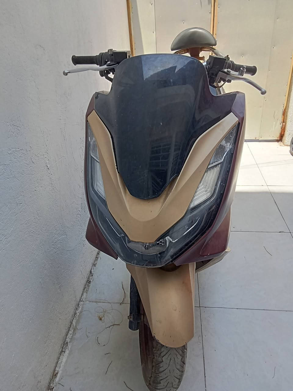 سلام عليكم دراجه بيسي إكس الجيل الرابع دراجه نضيفه بيه شويه شخوط بلكفرات الكسل محرك  ومكينه غير متواجد علفيس السعر ،12 بيه مجال بسيط رقم التلفون *********** بي واتس اب
