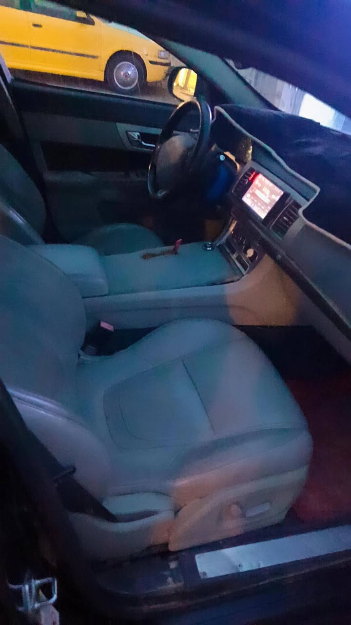 جاكوار امريكي للبيع 2012 بدون سنويه ولا لوحات اتعهدلك سرقه وعشاير ماعليها  حجز فتحه قماره مسجل سماعات ابيع كوم حديد سكراب اتعهدلك سرقه وعشاير فقط سياره كلش حلوه بيها مكينه 2ونص كير تماتيك عوزها ترتيب جم شغله فقط ترايك وين مايعجبك ناصرية حي الشهداء سعر 20
***********
