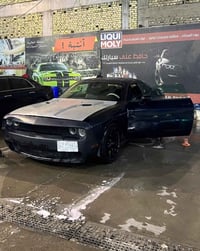 جالنجر 2012 اللون نيلي السيارة 6 سلندر نضيفة الحدادية 70‎%‎ السيارة تق...