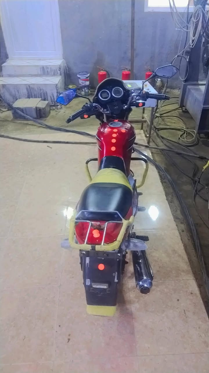 سلام عليكم
دراجة سايم موديل 2017 دراجه مكمركه وكامله بس تسجل مكينه تخبل لا نضوح ولا تبخير شلعه معدل تخبل دراجة شغاله نكرة صلف وهندر هم كهربائيات كلها شغاله مكاني رمادي 7 كيلو سعرها 725 وبيها مجال شي بسيط استفسار اكثر *********** مابي واتساب موجود فيس
