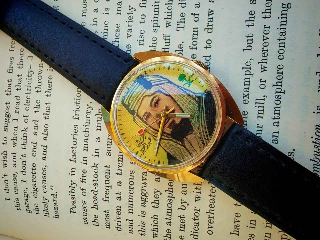 لهواه اقتناء النوادر ساعه يد تذكاريه تعمل بنظام الملو اليدوى صناعه سويسرى ظرف مذهب استيك جلد طبيعي


**إذا كنت صاحب هذا الإعلان وتريد حذفه لأي سبب، رجاءا أرسل رسالة إلى الدعم الفني**