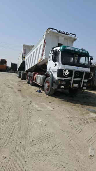 سلام عليكم قاطره ومقطوره  البي موديل 90 مكينه 130 كير 220 اكسنات جيئف راس وعربانه  مكفوله رقم بغداد مربوطه قاطره ومقطوره مكاني النجف طريق كربلاء نجف رقم العمود 96 الاستفسار ***********
