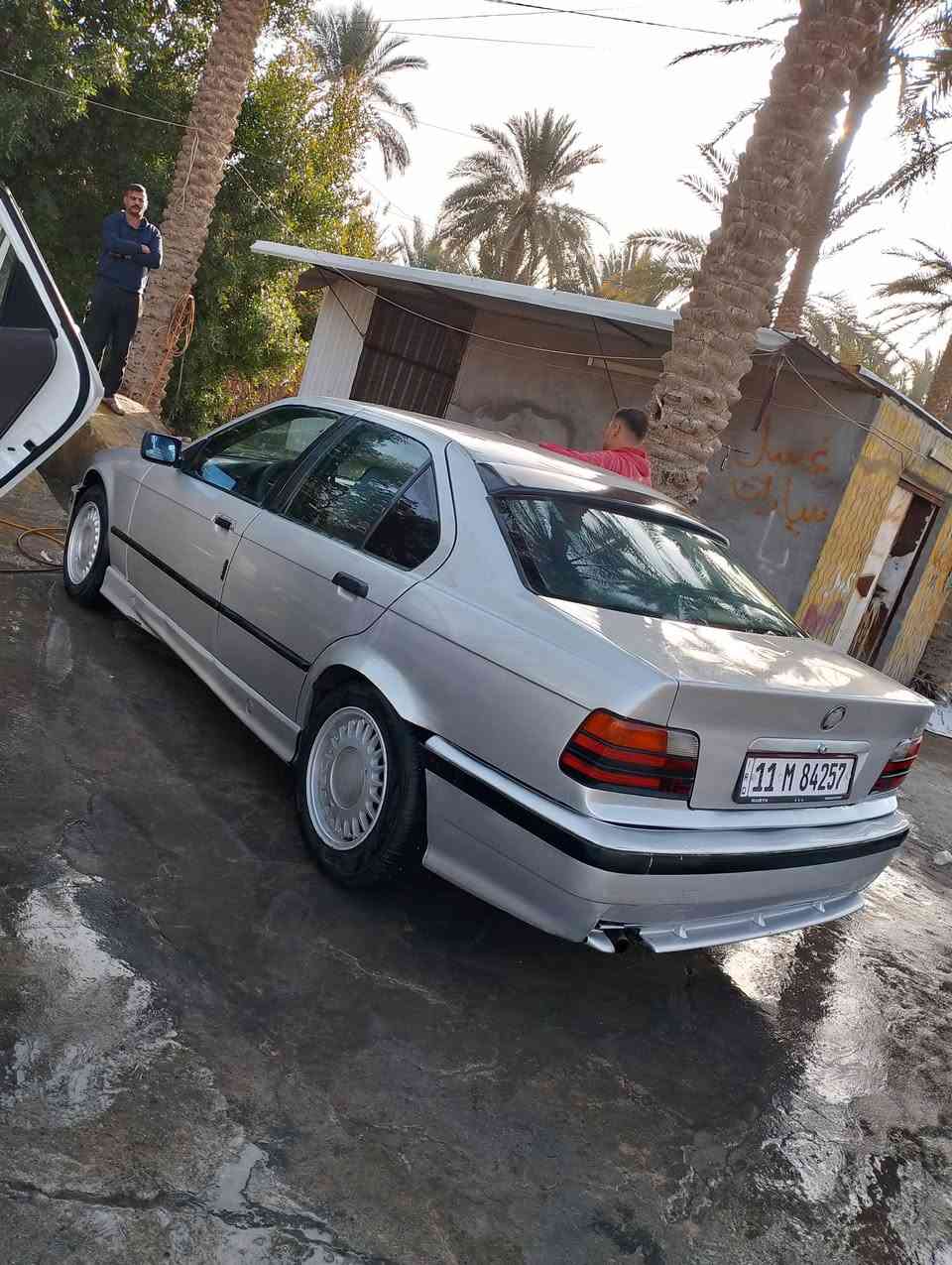 السلام عليكم بي ام رقم بغداد دولي تحويل مباشر كير ومحرك كورلا جديد تخم تاير جديد غرفه نظيفه صبغ عام الجماليه مكفوله من الضربه القويه جاهزه من كلشي...
المكان بابل 

***********
***********
السعر 42
