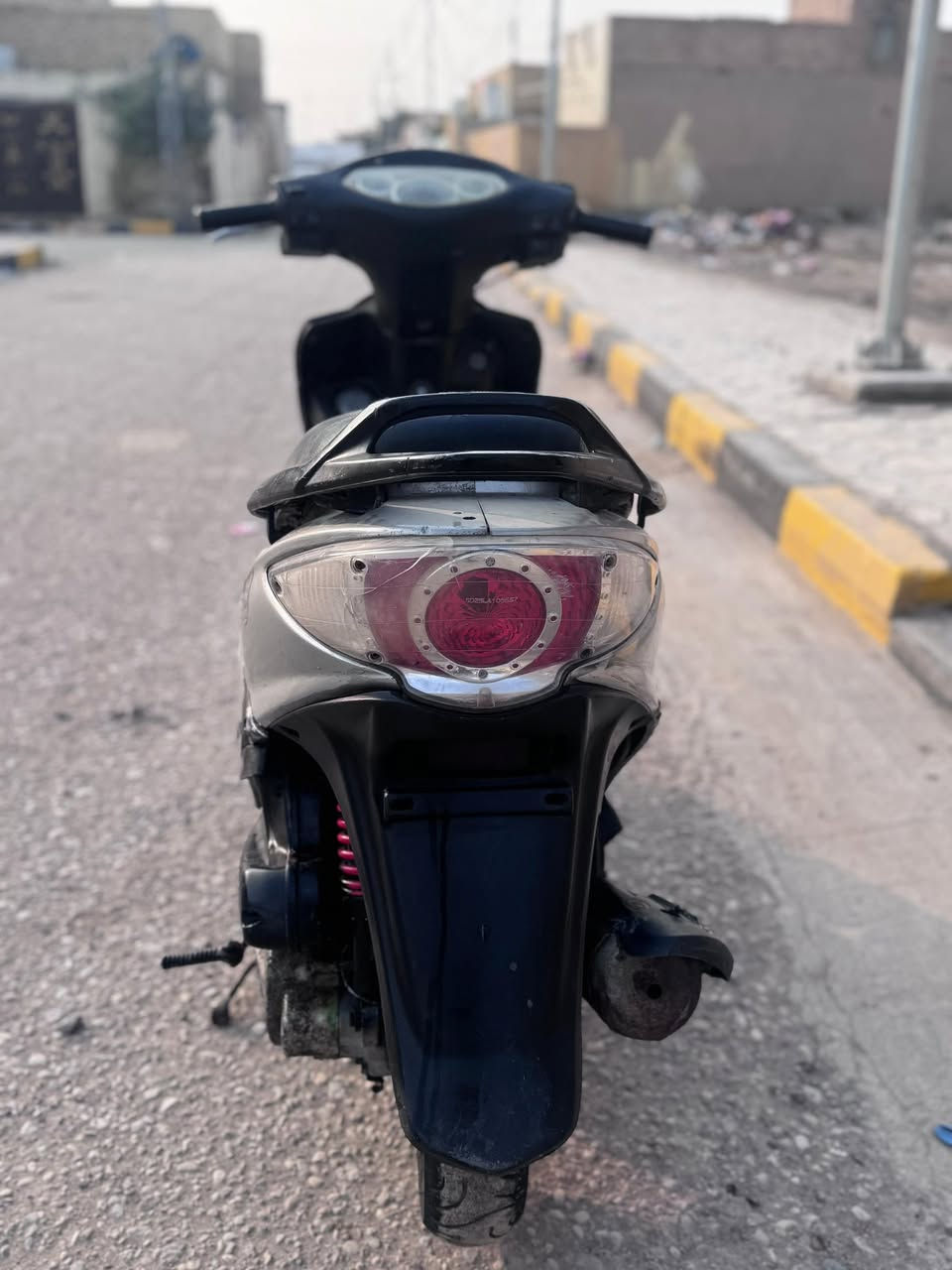 دراجه جي فور مفتوحه كهربائيات كلها شغاله مكينه وكير شرط مكينه ناعمه مكان ناصريه السعر 400وبيها مجال

***********
