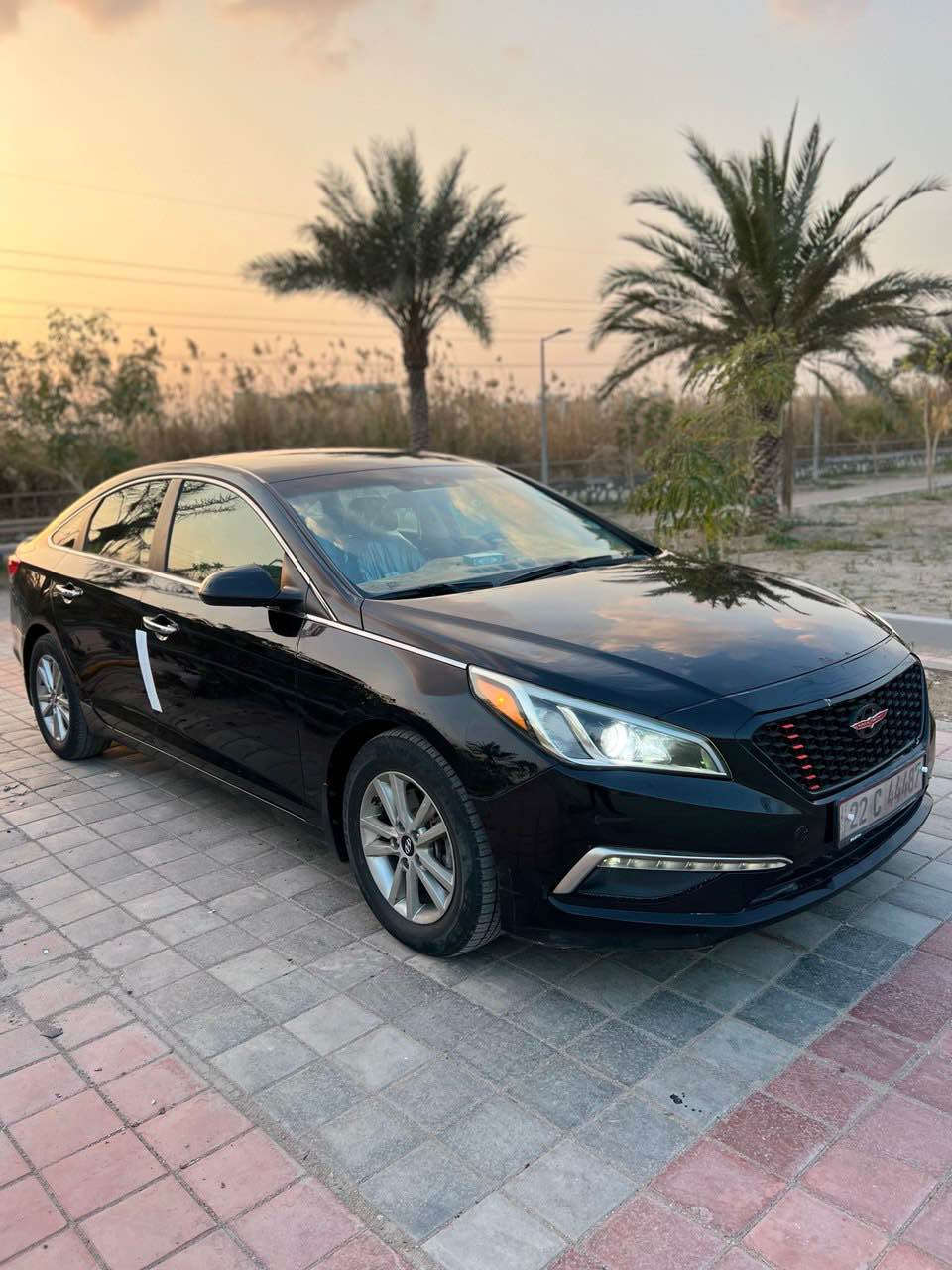 سلام عليكم 
سوناتا موديل 2016 وارد أمريكي 
رقم أربيل إنكليزي جديد سنويه جديده 2027
سياره كلين كفاله من ضربه و تبديل و حادث والصبغ ما عدا طخه بسيطه مسويهن كلى كدها سياره كلش حلوه استخدام شخصي مال جناي كلش جديده من داخل والخارجً شركه 
مواصفات سياره  تحكم ستيرن +وضعيات قياده سبورت او عادي+شاشة ايباد أندرويد اصليه +كاميرا او حساس خلفي  +اتصال بلوتوث +حساس اطارات او باقي مواصفات معروفه
داخل لون بيجي +محرك سياره 2400 اطلع وين ما يعجبك
محرك والكير والتبريد والحداديه جاهزات او باتري جديد 

السعر 110$ نهايتها مال بيع او جوه سوك ماكو هيج سعر 
اتصال :*********** النجف, العراق
