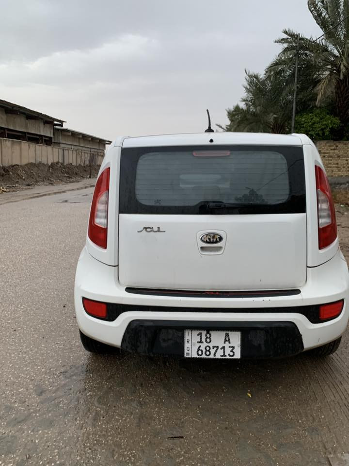 كيا صول 2013 سياره حلوه امرتبه سياره بيه خمس قطع صبغ حداديه جديده ما صارلي شهرين من بدلته وتخم تاير جديد ماشيه 94 الف ميل  سياره بأسم والدي ثاني يوم تحويل مكاني بابل ابو غرق شارع الامام  سعره 86 وبيه مجال
رقمي ***********وبيه واتساب
