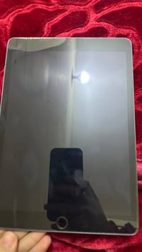 ايباد ٩ • ٦٤ جيجا • بطارية ٨٥٪