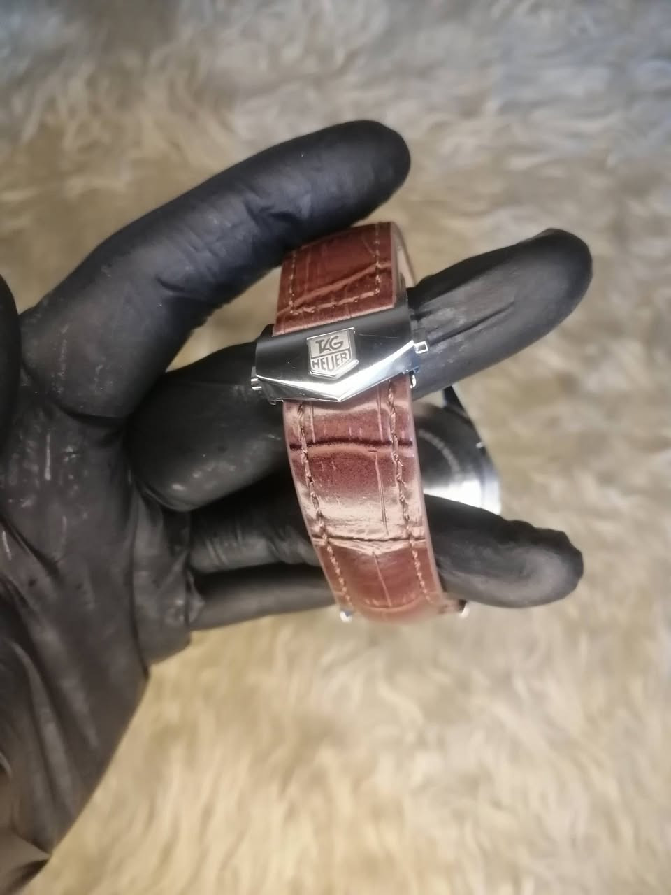 ساعه تاك هيوج سويسريه الصنع شغاله هي وسناتره مكينه كوارتز بطاريه السعر ٣٥ الف مع التوصيل


**إذا كنت صاحب هذا الإعلان وتريد حذفه لأي سبب، رجاءا أرسل رسالة إلى الدعم الفني**