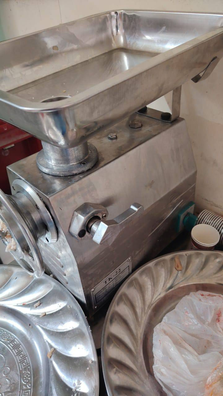 عراض مطعم مشويات للبيع نضيه جديد
***********
