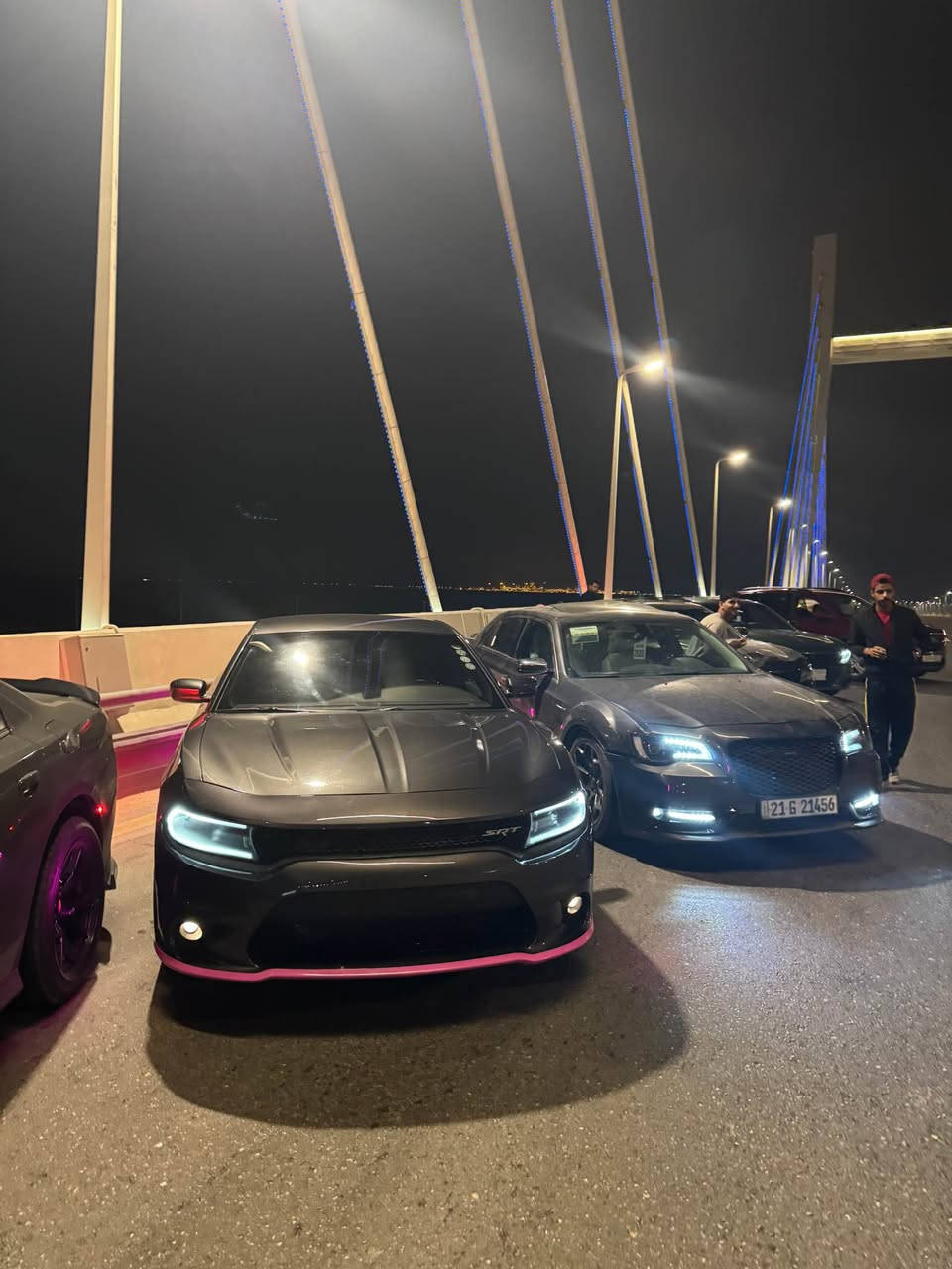 جارجر موديل 2021 اصل سنوية بأسمي رقم اربيل لون نفطي محرك 3.6 السيارة فول مواصفات عدا الفتحة خزن وضعيات كشن السائق وتدفئة وتبريد مقاعد وستيرن ويل 20  ومن ناحية الترتيب السيارة الها وجه بالشارع حادثها فقط دعاميات وايرباك البدي والشاصي والدواخل كلها كفالة فقط دعامية ومبدلة srt حادث بالمنشور فلس ما تصرف عليها سعر البيع (225) ورقة وبيها مجال بسيط 
رقمي *********** البصرة, العراق
