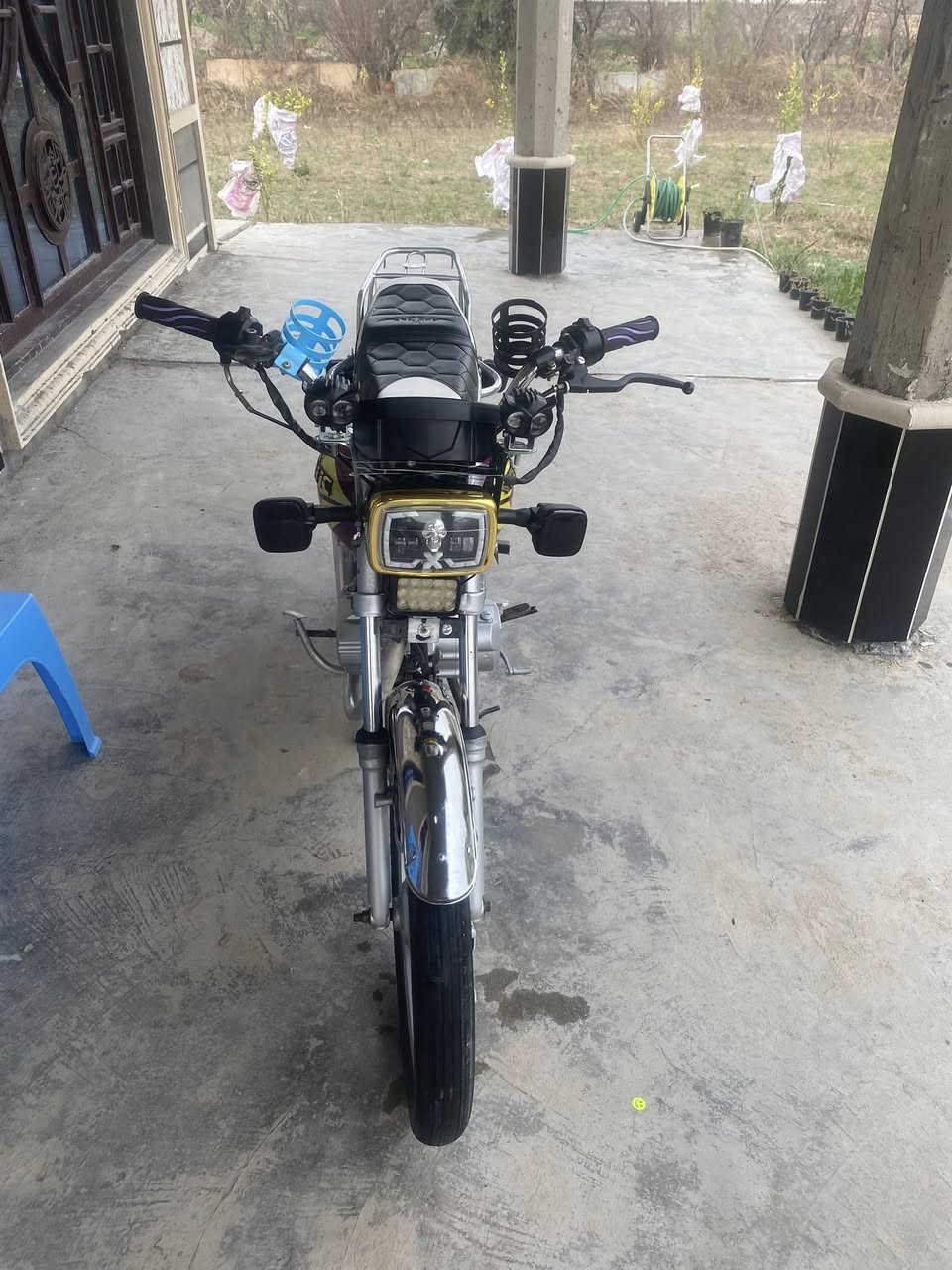 موطور لبيع مديل23 محركً150 سعر 450


**إذا كنت صاحب هذا الإعلان وتريد حذفه لأي سبب، رجاءا أرسل رسالة إلى الدعم الفني**