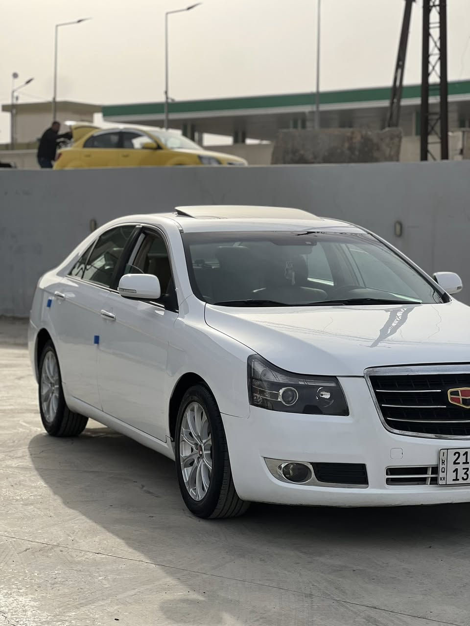 للبيع
امكراند 2013
السيارة بدون قطره صبغ
1-سلايت جام طكتين
2-اربعة جامات اوتو
3-مقاعد جلد+لونين
4-بردة خلفية بلادية
5- مرايات كهرباء 
السيارة جديدة وبلادية وبلا اي نقوصات 

كير +محرك درجة اولى شرط
تبريد شغال+تدفئة شغال
تايرات جديد 

رقم جديد
سنوية جديدة

السيارة شرط التحويل

المكان نينوى

السعر (85) وبيها مجال 

***********
***********
