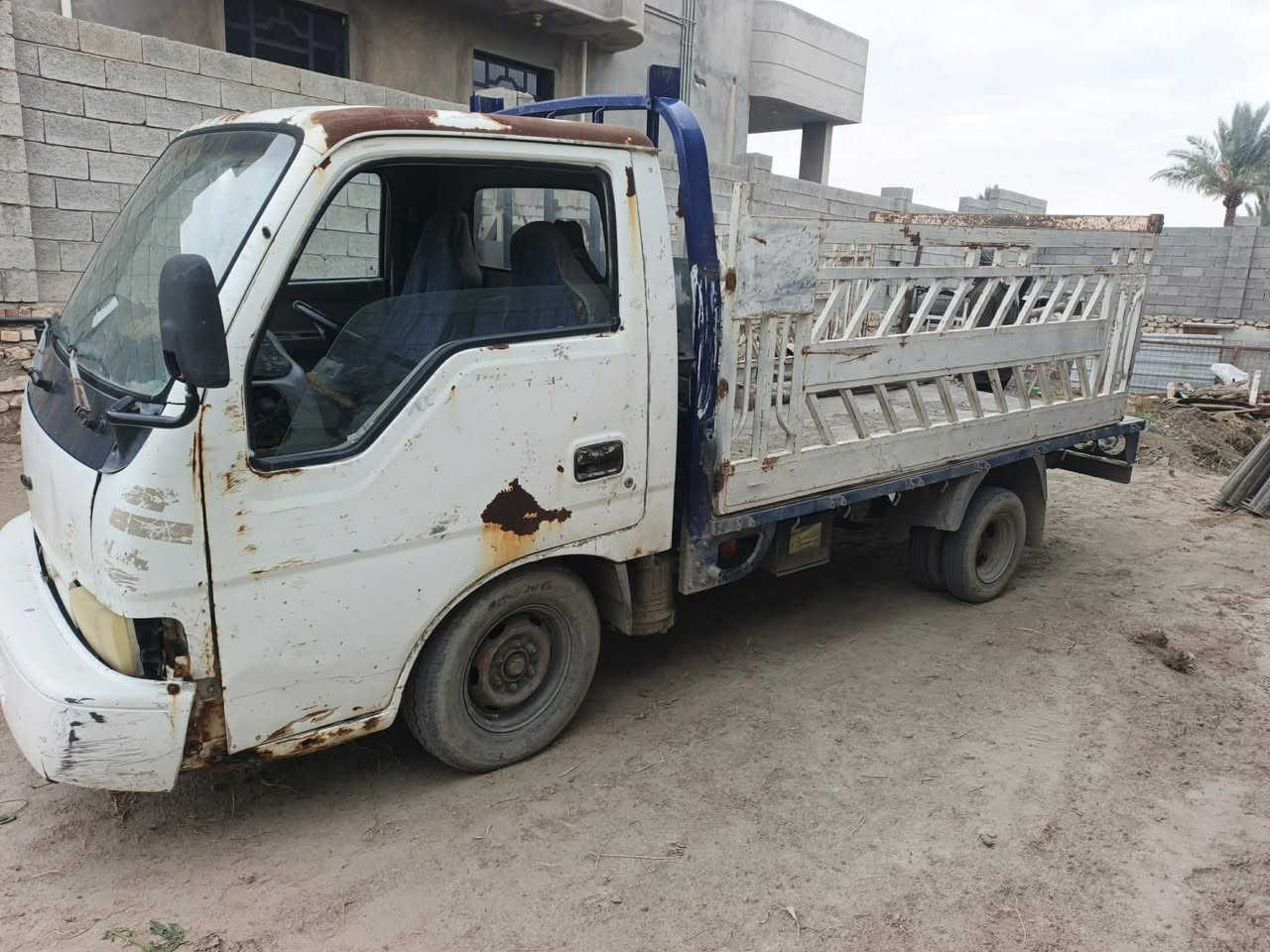 سياره نوع كيه وبسعر مناسب 17ورقه وبيه مجال ***********
