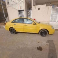 ٢٠١١ • اصفر • رقم انكليزي