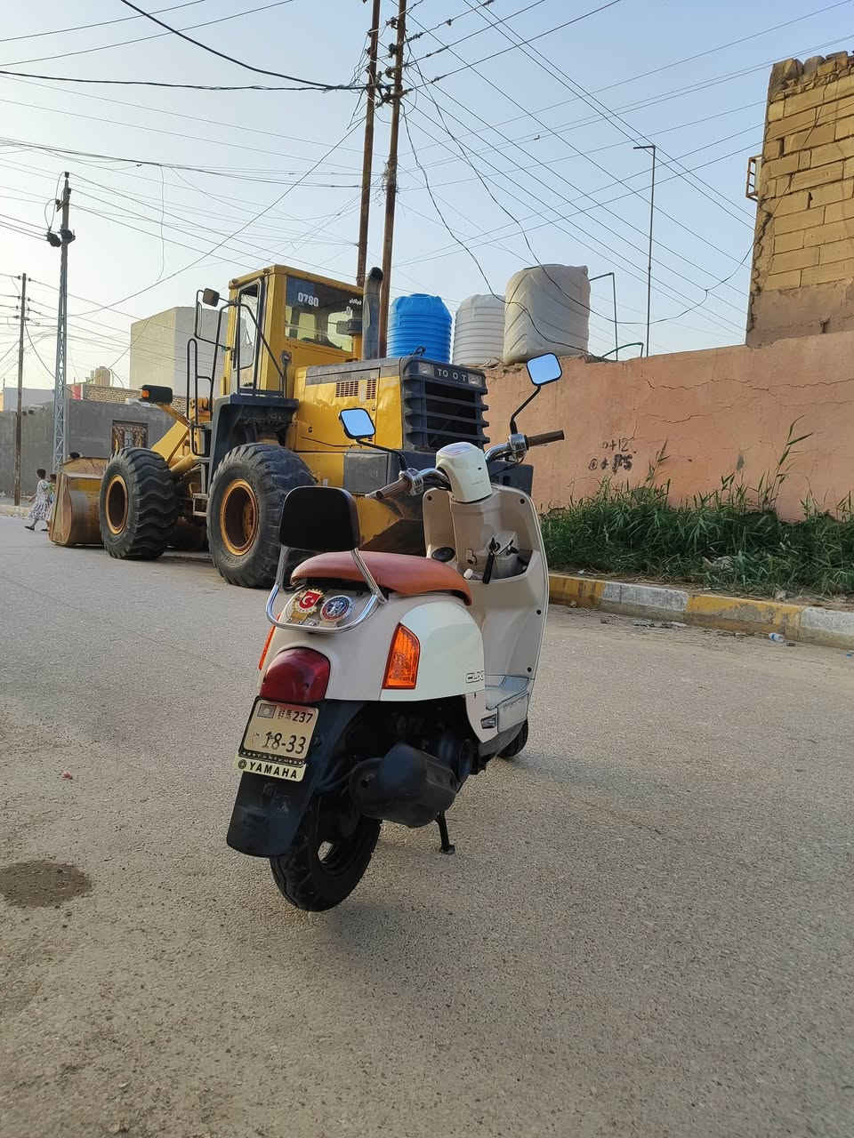 سلام عليكم ماكس بوليس كابريتر كفالة عامة ختم واحد ما مفتوحة
صار اقل شهرين من طلعتها حاوية دراجة نظيفة و ما مفتوحه شرط الفحص وين ميعجبك شلعة و معدل خير من الله تجي و تشوف سعر 1.250وبيها مجال بسيط رجائآ الي ما تفيدية يعبر المنشور بأحترام لين دراجة جديدة و هيه تسولف مكاني ناصرية مركز 
رقم صاحبها اني مكلف  : ***********
