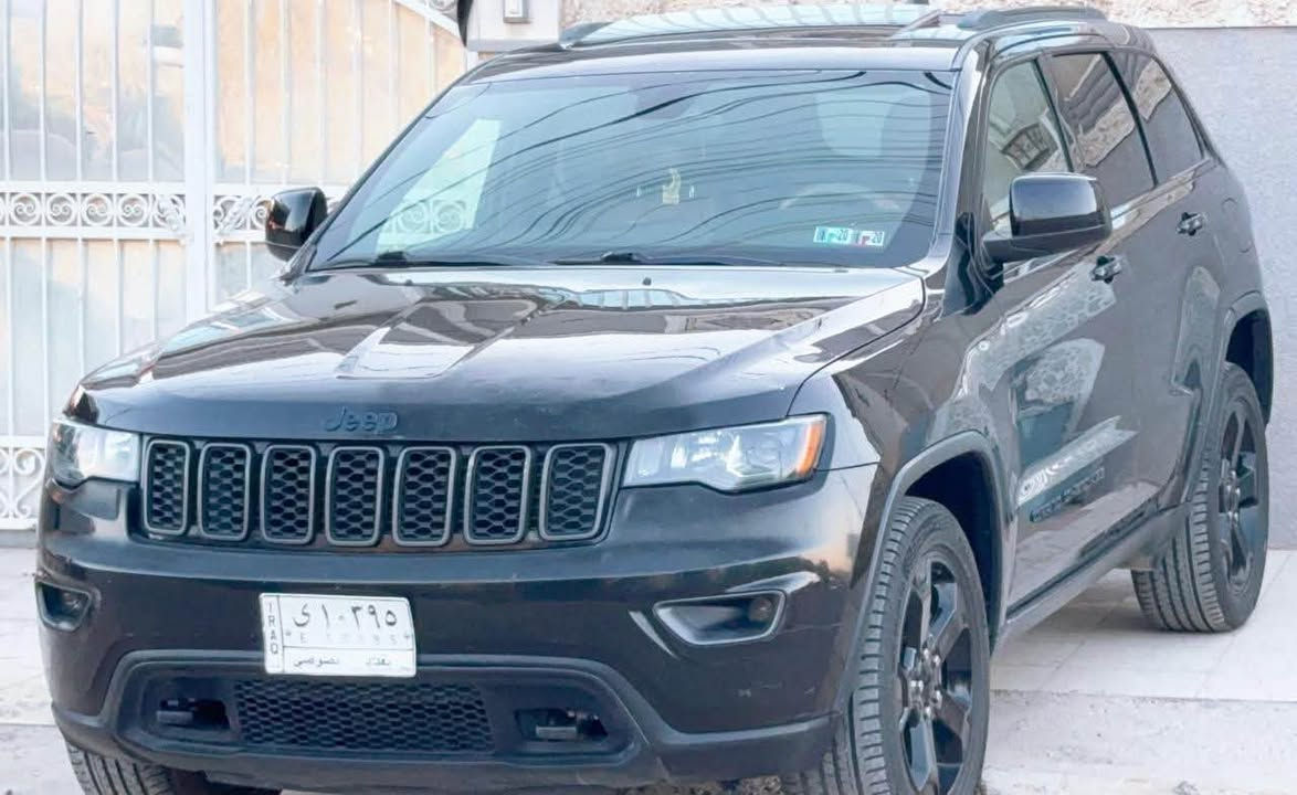 السلام عليكم
جيب بلاك توب 
موديل ١٩ اخت الكلين بدون ايرباك بدون فتح برغي 
فتحه حساسات خلفيه فور ويل ماوس
***********
مكانه بابل
صور الحادث بالمنشور
سعره ٢١٠ وبيه مجال
