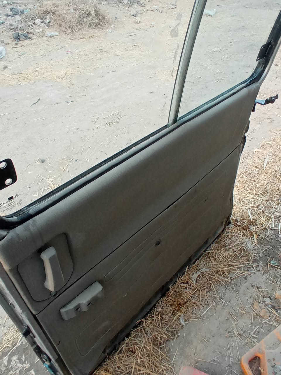 باب اسلايت ابريجو امسكر سعر 200وبيه مجال العنوان حله قرب العلويه شريفه التواصل على  هاذه الرقم ***********
