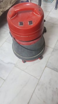 مكنسة كهربائية • نضيفه • كربلاء