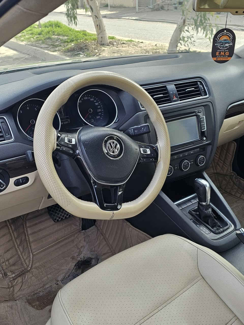 سلام عليكم سياره جيتا للبيع موديل2016 خليجي فول مواصفات ماعدا بصمه رقم اربيل دفتر بانزين موجود  سنويه رقم جديد
للاستفسار  *********** مكان كركوك حي العسكري
