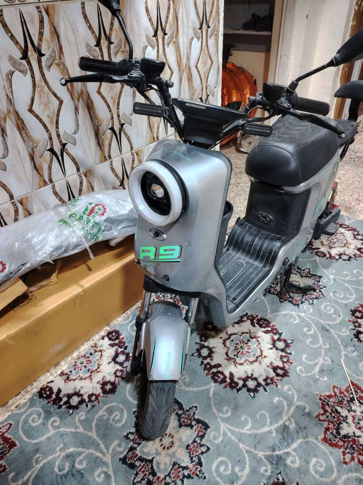 السلام عليكم ورحمة الله وبركاته درجات شحن R9 للبيع بطاريات جديده السعر400 وبيه مجال المكان البصره القبله *********** البصرة, العراق
