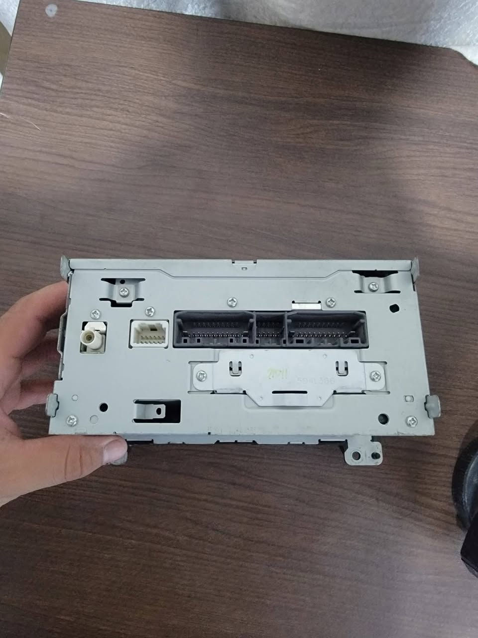 للبيع شاشه قلاب بلادية مال جيب لاريدو  مع الاطار سعرهاة 100 الف ترهم فقط على موديل ٢٠١٣ و٢٠١٢ و٢٠١١  للاستفسار *********** الشاشة نضيفة وشرط الشغل وعل فحص عنواني كربلاء
