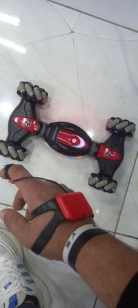 ٣٠ شامل التوصيل عملاقه كامله نقص كارتونه فقط07772038441