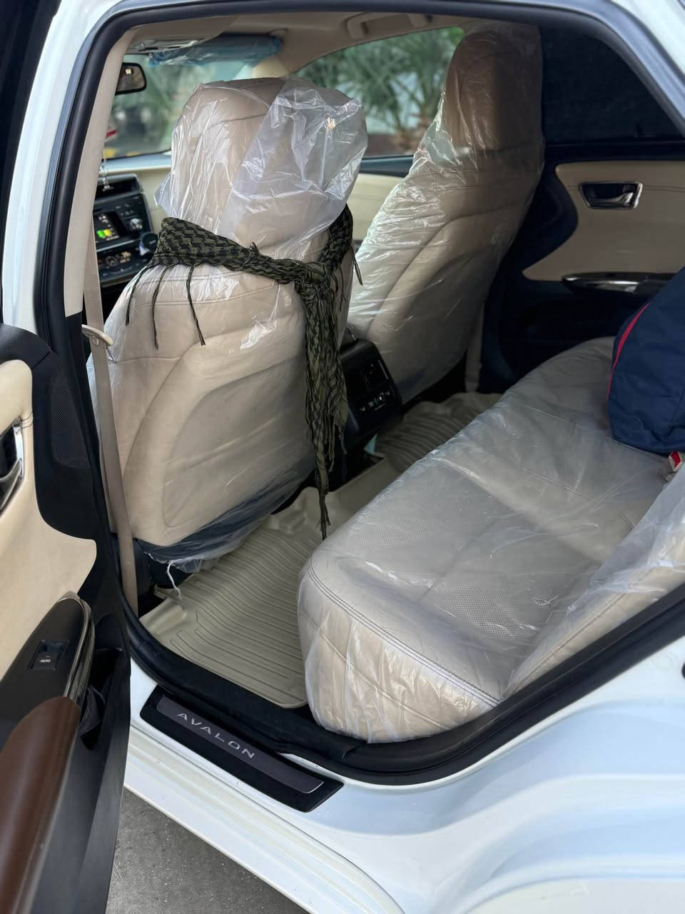 تويوتا افالون 2016 رقم شمالي سليماني مواصفاتLimited ماشية 120 الف سيارة حلوه جديدة بدون ضرر بدون صبغ مكانين صغير فقط بارد كير مكينة بشرط سعر 260 مجال مكان سياره كركوك ***********
***********
#كوردي 
تويوتا ئه فه لون رقم سليمانى مواسه فات  120Limited هه زار روشتوه هيج هيجى نية ته نها دوجى ساردى هه يه هه مو كيانى به شه رت نرخى 260 مه جال شوينى كه ركوك ***********
*********** كركوك, العراق
