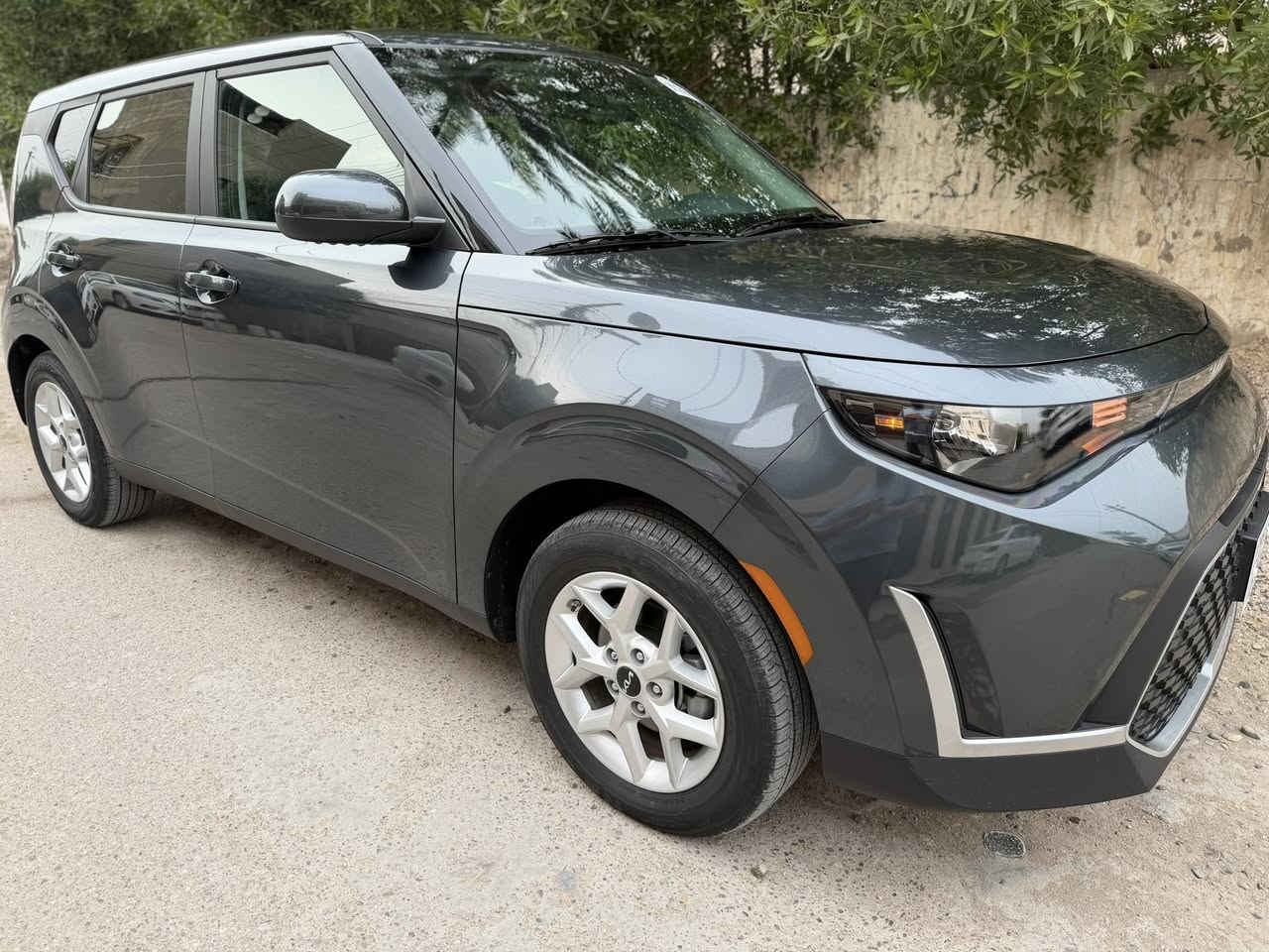 السلام عليكم
كيا صول  2025

حجم المحرك 2000 دوش 4 سلندر

 تبديل دعاميه خلفيه نفس لون 

بدون صبغ بدون ايرباك 

كفاله عامه من صبغ فقط بارد 

رقم بغداد الجديد بسمي 

بصمه 

تشغيل عن بعد 

شاشه جبيره 

تبريد بيانو 

شحن وايرلس 

كرسي كهرباء 

تحكم استيرن 

تحديد مسار 

رادار امامي و جانبي

كامرا 

عداد 3  الف جديده معنى الكلمه 

اي استفسار الاتصال *********** 

متواجد وتساب ع مدار الساعه وشكرا

مكان السياره بغداد  المنصور
