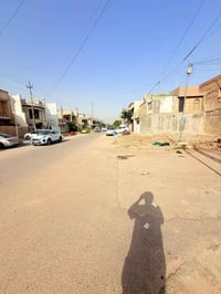 قطعه ارض للبيع في حي الجهاد في الرفاق الأولى شارع ٢٠  القطعه ركن ١٠٠ م...