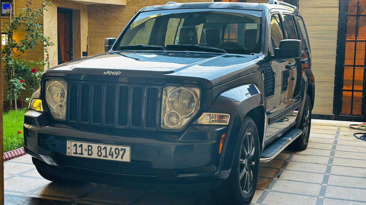 جيب لبرتي 2008 جديده جدا جدا حادثه جتف الجاملغ خلف السائق بدون ايرباك ودواخل محرك وكير ممتاز تبريد ثلج سياره عزل وعزم صاروخ رقم بغداد دولي 
(يوجد مقطع فيديو توضيحي وسونار مرفق بلمنشور)
سعره 90ورقه للاستفسار ***********
