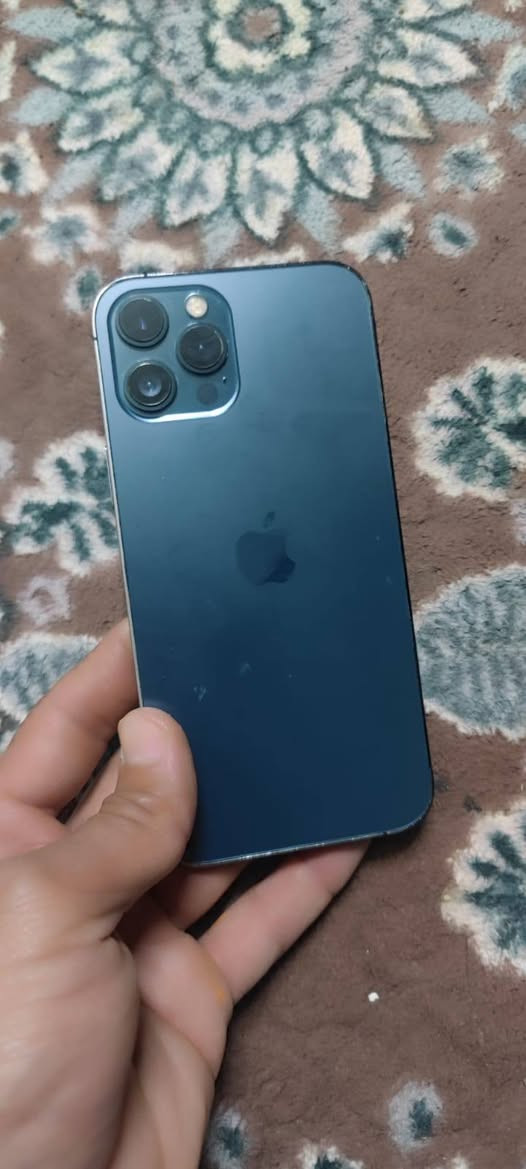 بطاريه100 جهاز مفتوح  وقافل مضع اليميل مالو ايمن حي رجم حديد
***********
