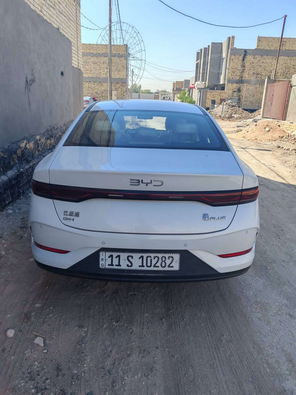 BYD كامل مواصفات عدا الفتحه 2025 ماشيه 5000
مكفولة بيها رصعة بلباب السيارة بأسمي 
#للبيع
السعر 19 مليون ونص بيها مجال للشراي
***********
مكاني حلة بابل
