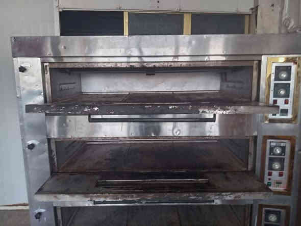 سلام عليكم فرن جكمجة غازي للبيع شرط شغل تواصل معا رقم ***********
