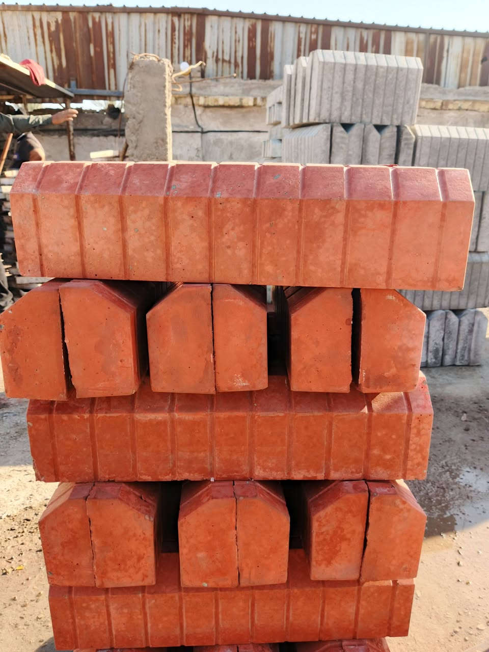 السلام عليكم احبائي الكرام
يتوفر لدينا اشتايكر وارصفه وسواقي
شايكر سطوح 80 × 80 
شتايكر ارضيات 60 × 40 
شتايكر ارضيات 40x40 
شتايكر سمنتي تحت الأرض مال الكهرباء 
رصيف 50x35 
رصيف 50 × 20
رصيف 50x 30.       
رصيف50x13
ساقية 50x35 
ساقية 50x25

العنوان بابل الحي الصناعي خلف معارض السيارات 
رقم الهاتف ***********
***********
#
