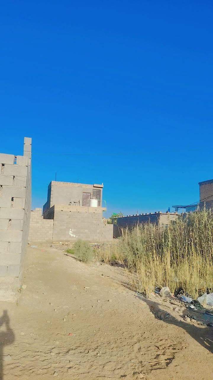 السلام عليكم قطعه البيع 100 متر حواس شارع معرض حجي ناطق ***********
