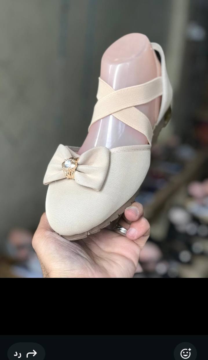 أحذيه نسائيه سعر القطعه ٥ ومتوفر توصيل بلدروز وكافة المحافظات للحجز والاستفسار مراسلة الصفحه او الاتصال على الرقم ***********
