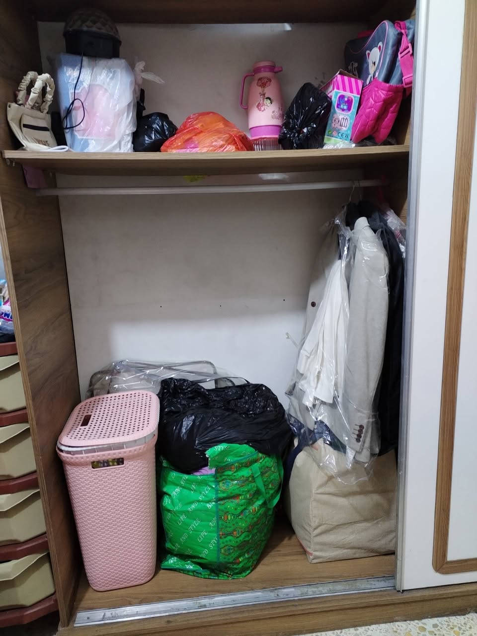 غرفة تركية للبيع
٣ أشهر من الاستعمال ٥قطع نضافة فول
السعر 250 قفل
وتساب***********
