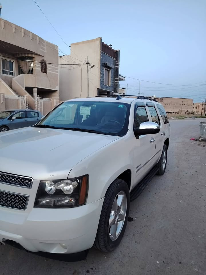 السلام عليكم للبيع تاهو2010 LTZ VIP دخول جديد ادوات كفالة من الكص والتفصيخ بدون صبغ جمالية صدر حدادية جاهزة ١٠٠٪
تخم تاير جديد  جاهزة للاخير
السعر ٩٠ وبي مجال حك الجيه 🌹
***********واتساب
