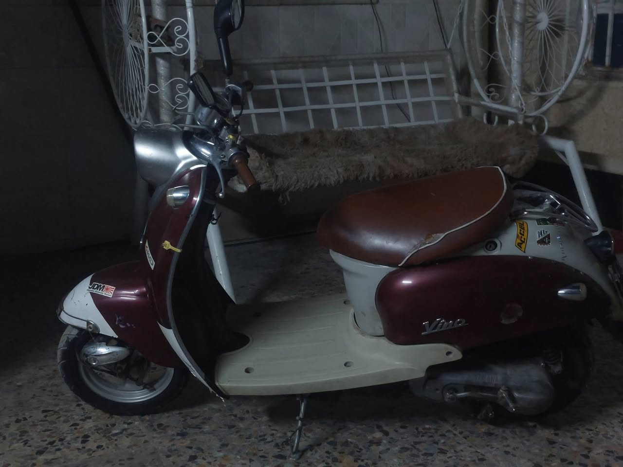 سلام عليكم دراجه كلاسك فحل للبيع او(مراوس) الدراجه ماناقصه شي مكاني بغداد العبيدي الدراجه بيع اومراوس للتواصل خاص او عرقم(***********)
