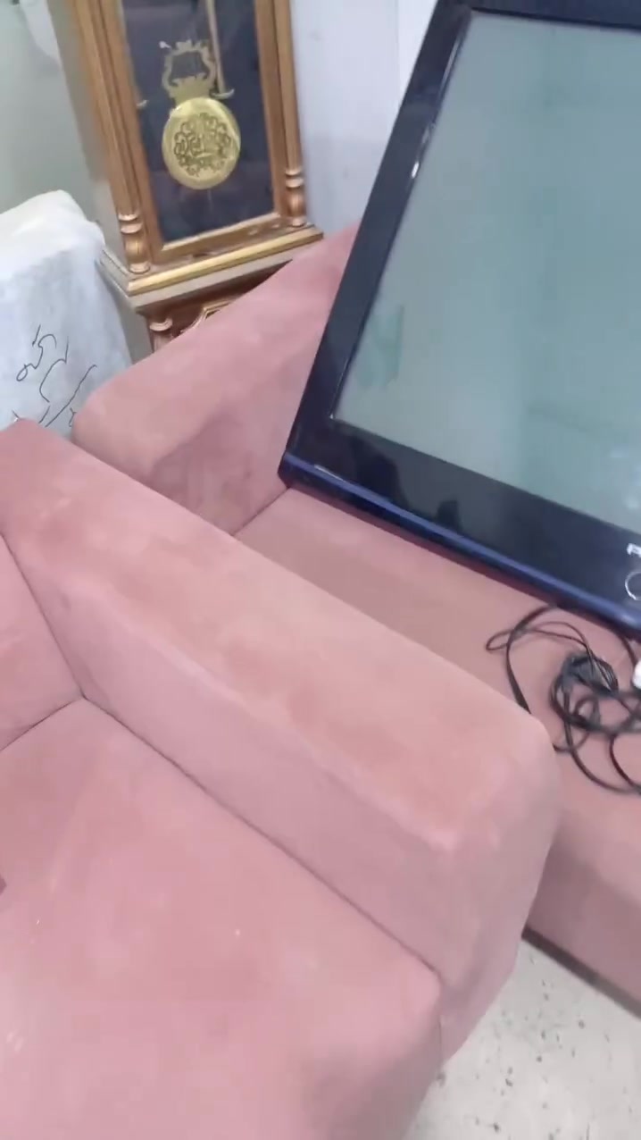 تخم للبيع  نضافة 90%
يخبل
عوزة  بس جلافة وزاهي يطلع يلمع 
سعرة  خاص


**إذا كنت صاحب هذا الإعلان وتريد حذفه لأي سبب، رجاءا أرسل رسالة إلى الدعم الفني**