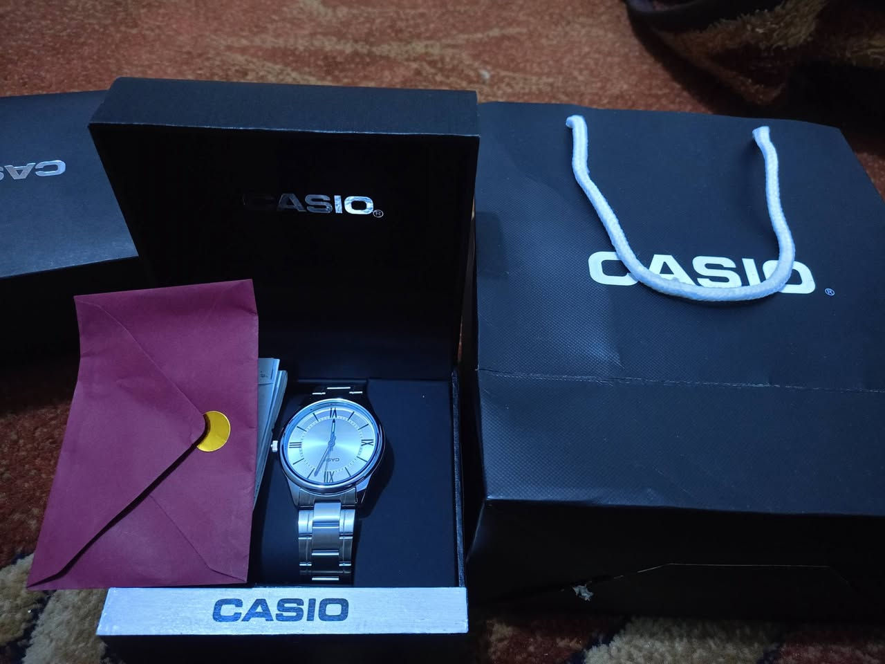 ساعة كاسيوا 
السعر 60 الف جديدة اصلي


**إذا كنت صاحب هذا الإعلان وتريد حذفه لأي سبب، رجاءا أرسل رسالة إلى الدعم الفني**