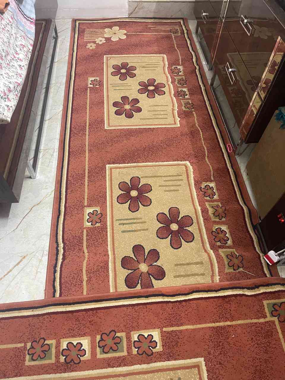 زولية قياس 2 في 3 سعر الوحدة 35 نضيفات جدا المدة سعر الوحدة 15مكان الاعظمية ***********
