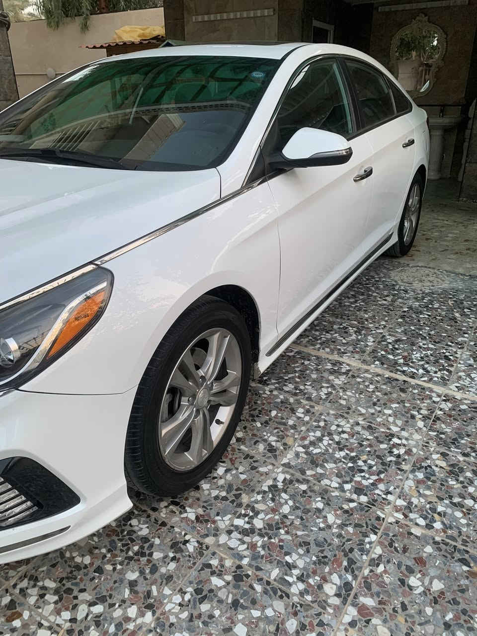 سوناتا 2019 فول
وارد أمريكي بدون حادث 
***********
