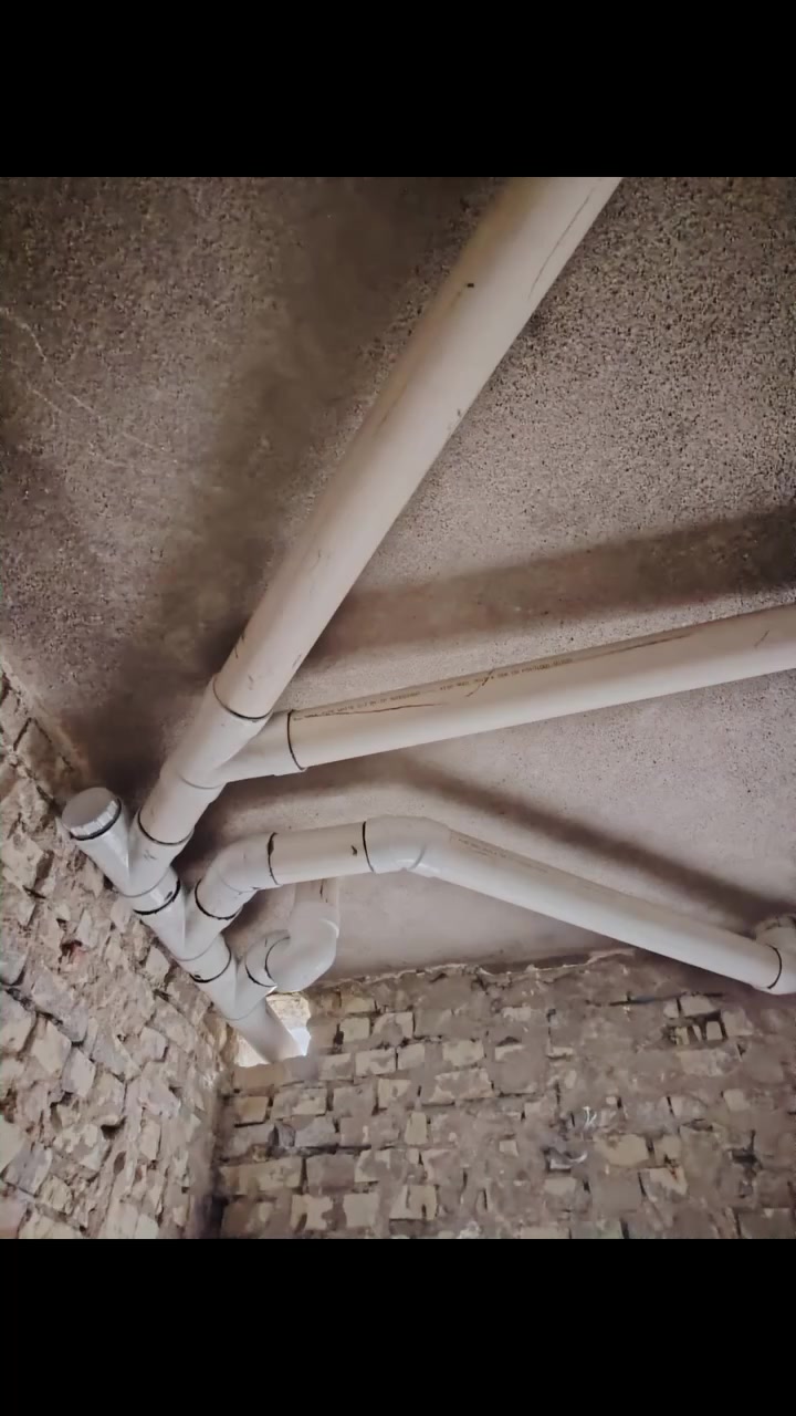 🔴 السلام عليكم
كادر تاسيسات صحية 
شغل نظيف وبي ظمان 
تواصل واتساب ***********
