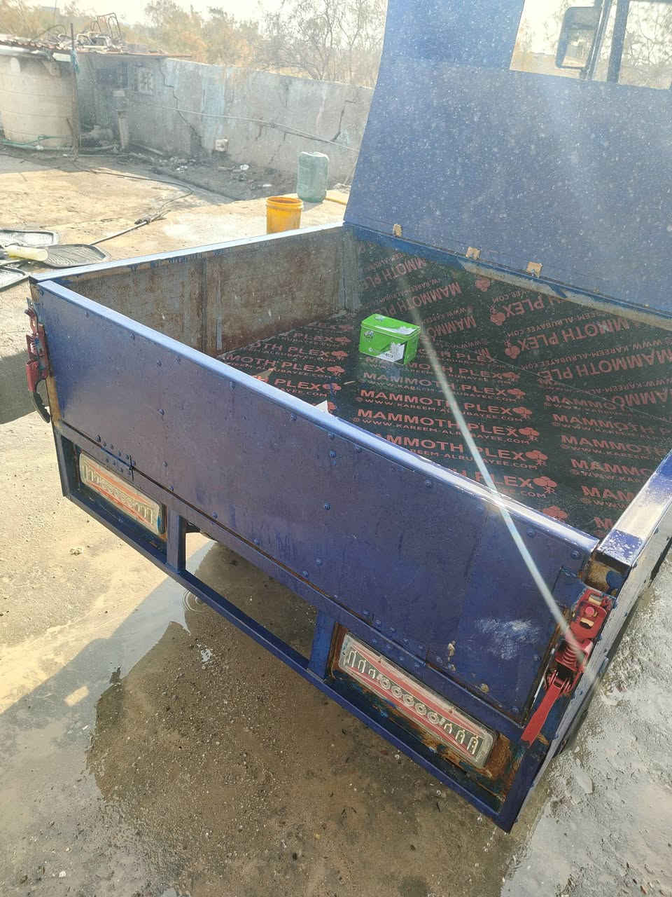 السلام عليكم.. للبيع ستوته صنع عراقي من الطول للطول وكلشي جديد محرك جديد اكسل جديد دبلات جديد تايرات جديد ضفيره كلشي جديد الحديد قوي وجديد للعلم يعني الشاصي تفصال مو مال ستوته .. السعر مليون 500 وبيها مجال حك الجيه
العنوان البصرة أبي الخصيب ليحب يتصل واتساب موجود هذا الرقم
 ***********
الستوته أدوات
