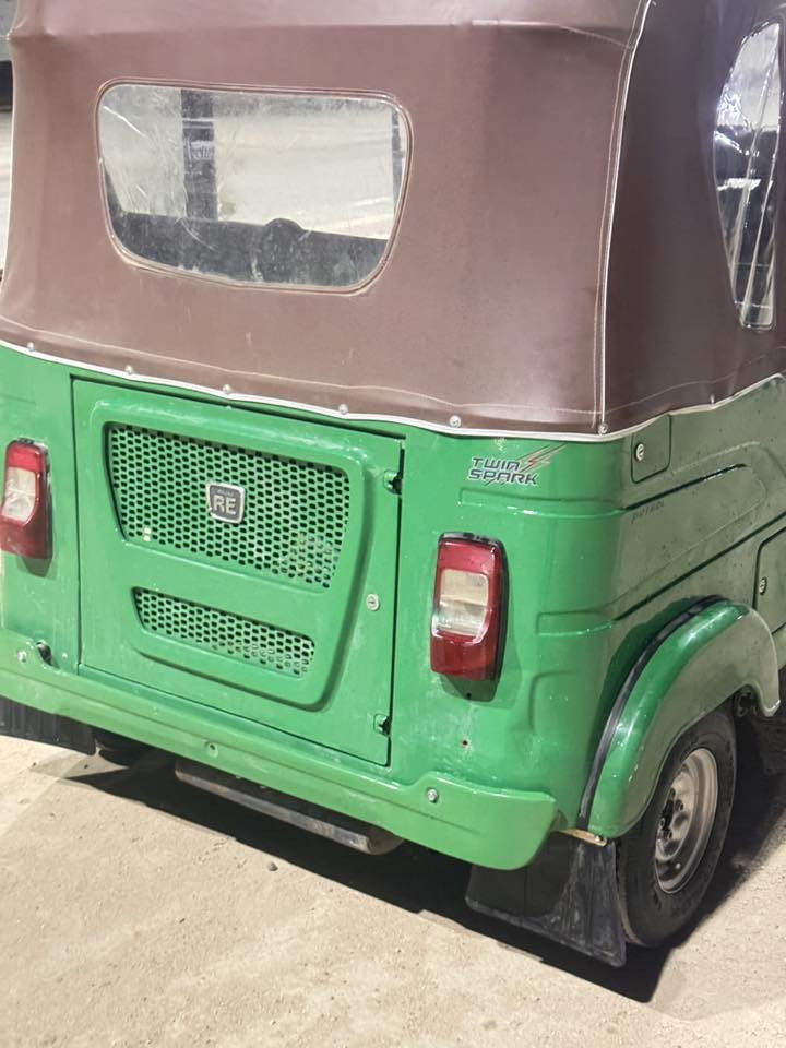 22للبيع شهر 12مضلع مداور ثاني يوم بيه ضربه بصفحه فقط رقم بصره الاسفسار       ‭٠٧٨٠ ٤٢٤ ٩٤٥٩‬
بيع مستعجل
